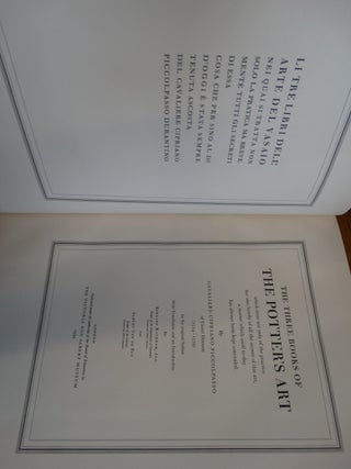 Li Tre Libri Dell' Arte Del Vasaio = The Three Books of The Potter's Art