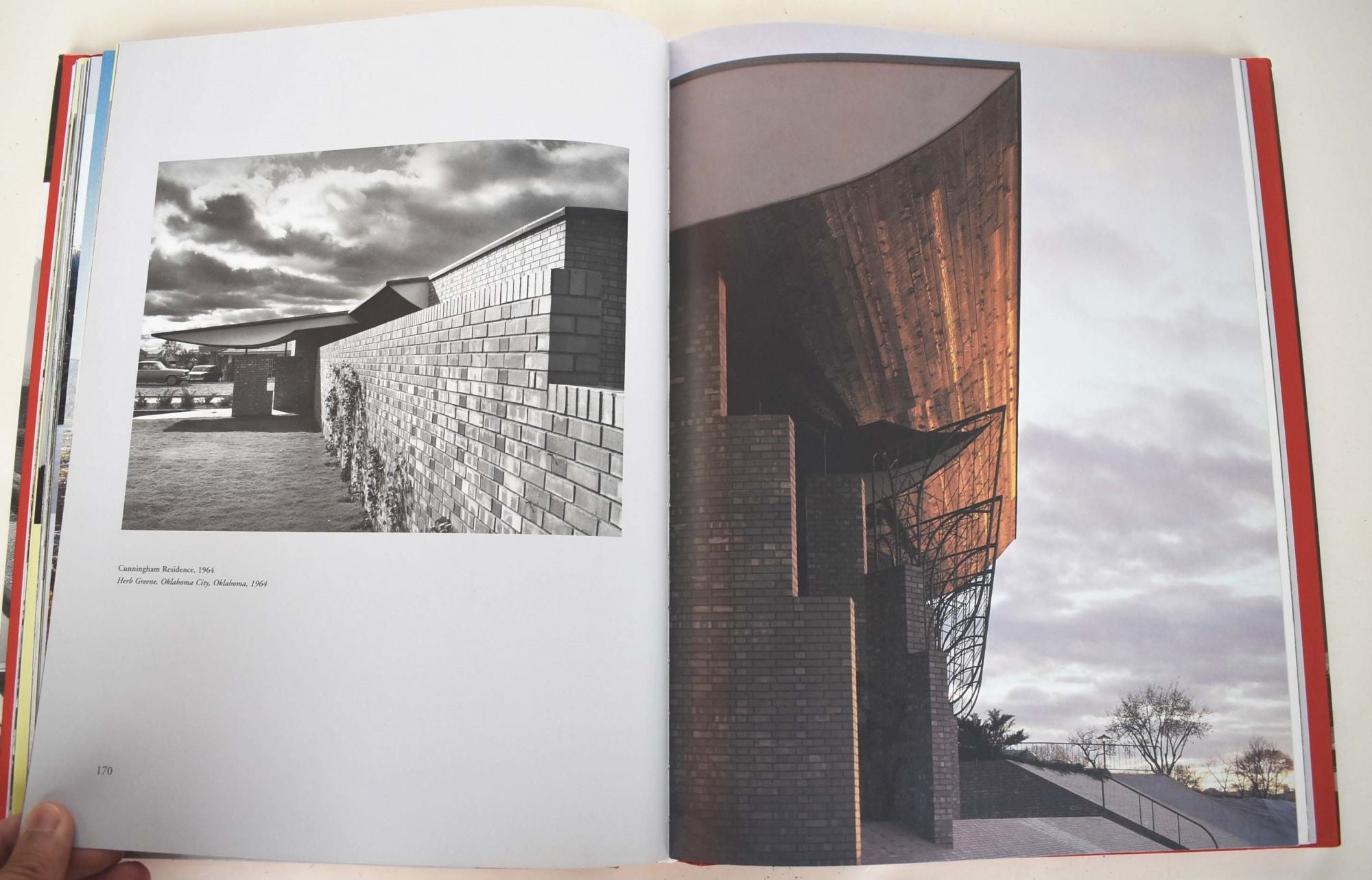 Architecture and its Photography by Julius Shulman, Frank O. Gehry on  Mullen Books