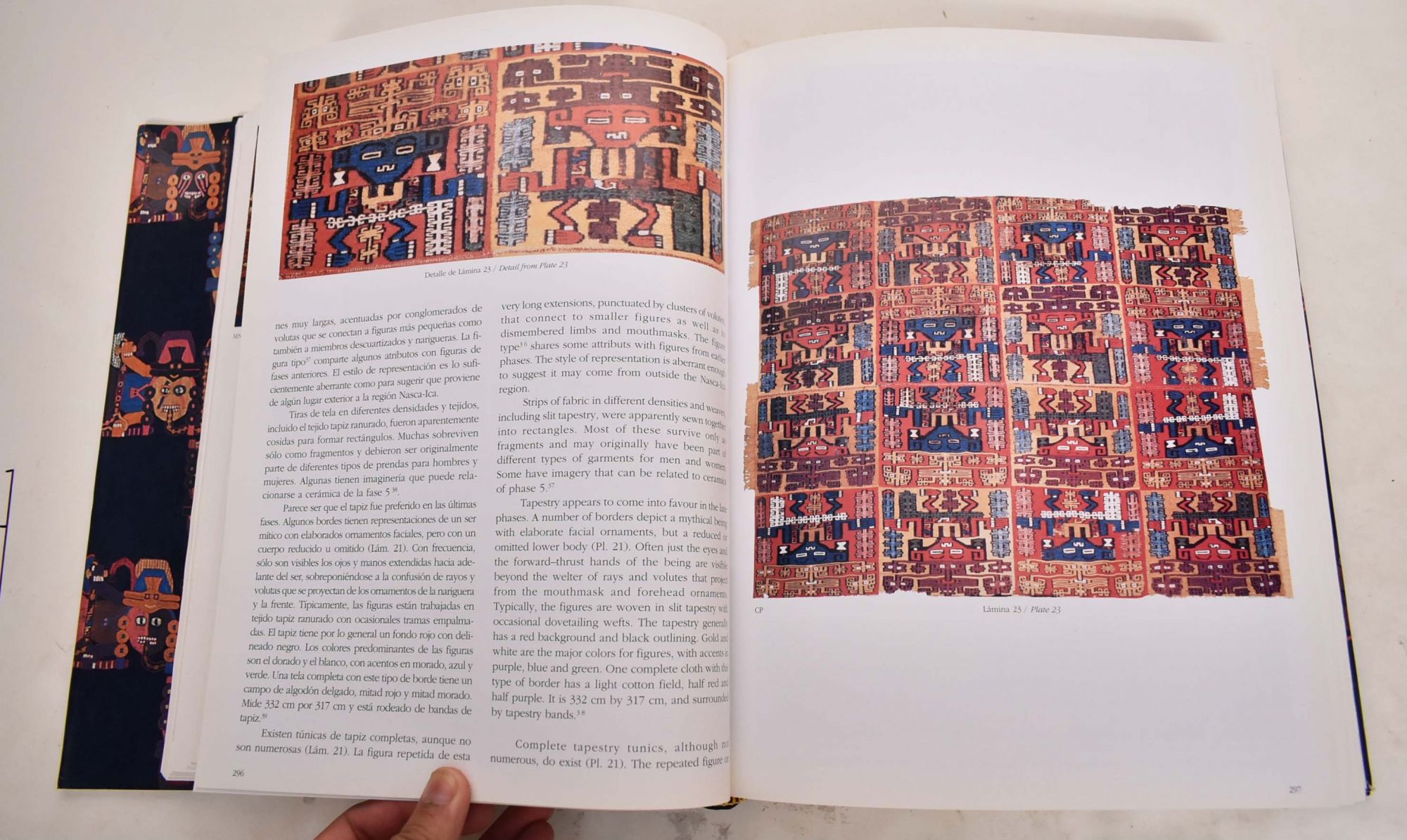Tejidos Milenarios del Peru = Ancient Peruvian Textiles | Jose