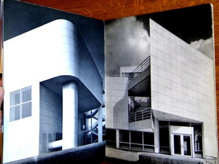 Richard Meier & Associates: The Atheneum, New Harmony, Indiana. 1975-1979 (Global Architecture)