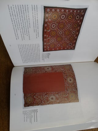 Muziek voor de ogen: textiel voor de volkeren uit Centraal-Azie = Music for the Eyes: Textile from the Peoples of Central Asia