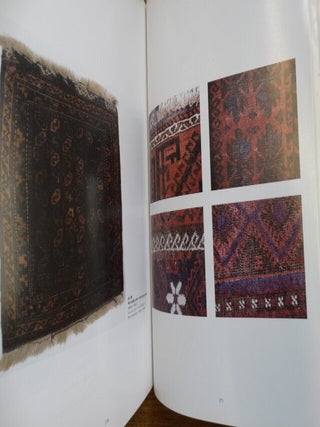 Muziek voor de ogen: textiel voor de volkeren uit Centraal-Azie = Music for the Eyes: Textile from the Peoples of Central Asia