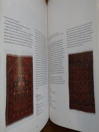Muziek voor de ogen: textiel voor de volkeren uit Centraal-Azie = Music for the Eyes: Textile from the Peoples of Central Asia