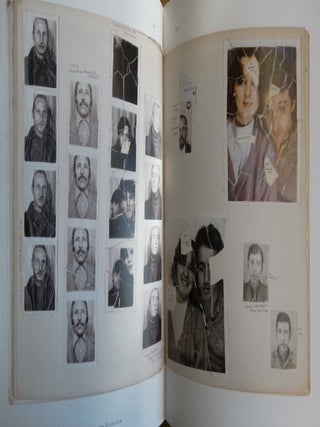 Derriere le Rideau: L'esthetique Photomaton