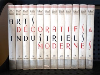 Item #155701 Encyclopedie des Arts Decoratifs et Industriels modernes au XXe siecle (reprint of...