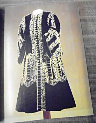 The art of costume in Russia : 18th to early 20th century