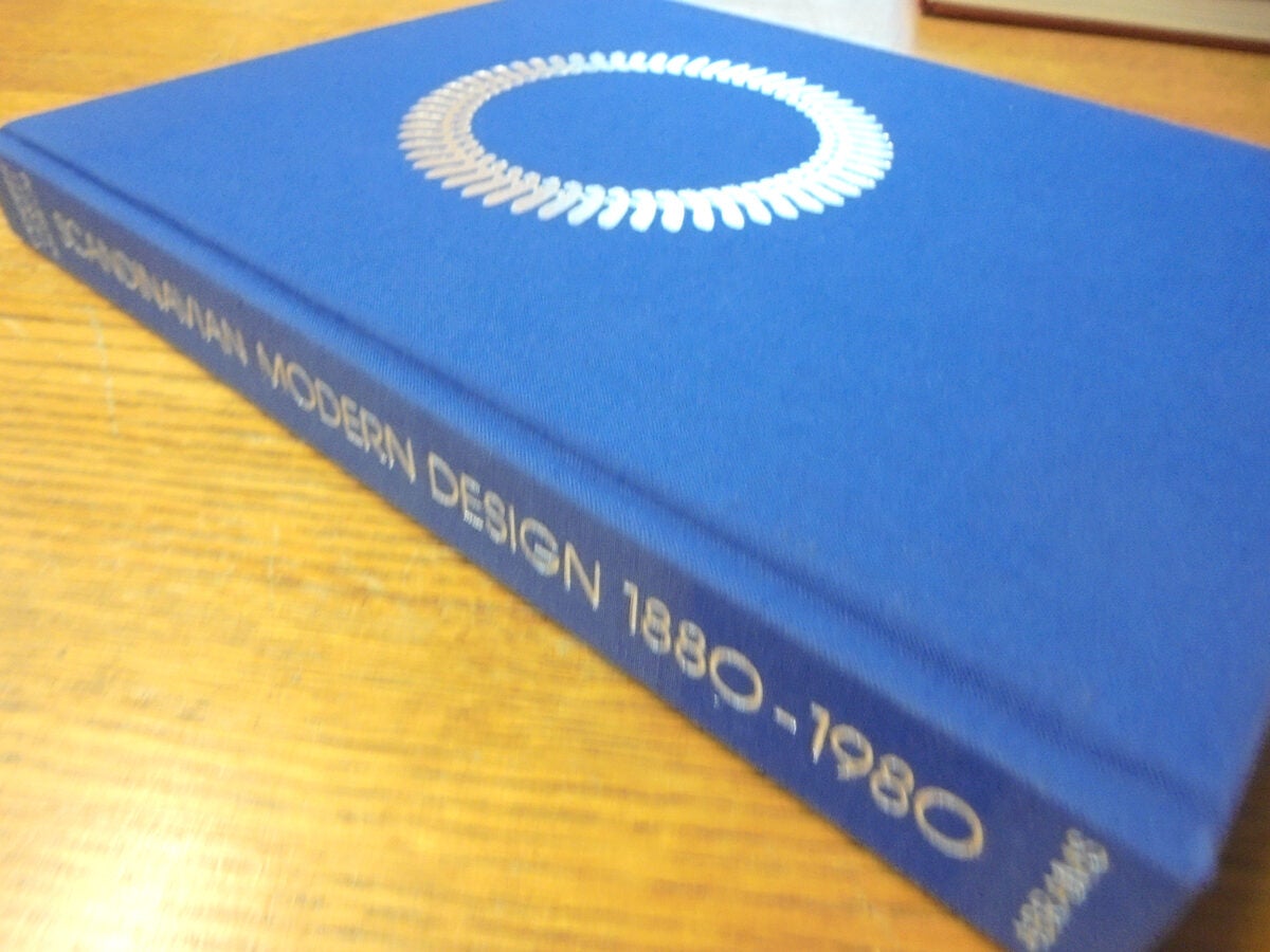 Scandinavian Modern Design 1880-1980 | David Revere McFadden