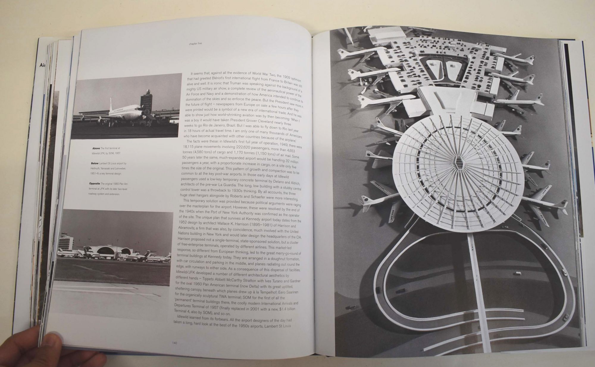 Airports: A Century of Architecture | Hugh Pearman