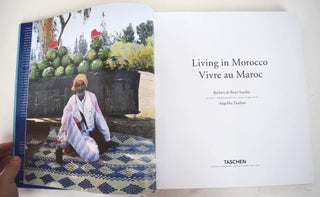 Living in Morocco = Vivre au Maroc