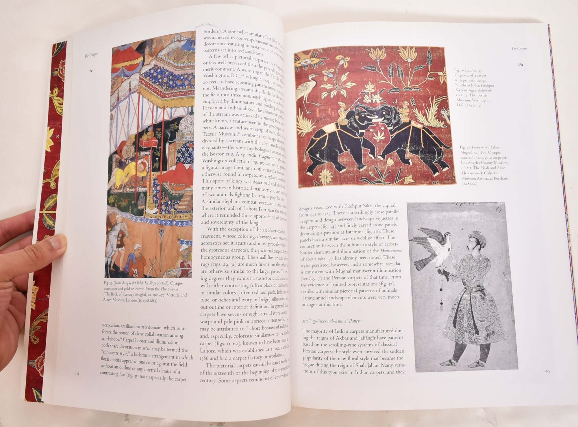 Flowers Underfoot: Indian Carpets of the Mughal Era | Daniel Walker