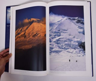 APUS: Fotografias de / Photography by Renzo Uccelli: Montanas Sagradas del Peru / Sacred Mountains of Peru