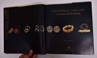 Contemporary Jewellery in Australia and New Zealand