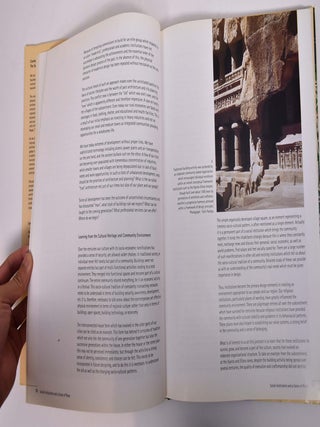 Contemporary Architecture and City Form: The South Asian Paradigm