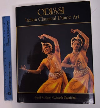 Item #168049 Odissi: Indian Classical Dance Art. Sunil Kothari, Avinash Pasricha
