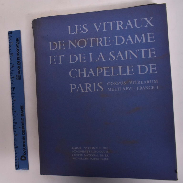 Item #173533 Les Vitraux de Notre-Dame et de la Sainte-Chapelle de Paris. Marcel Aubert.