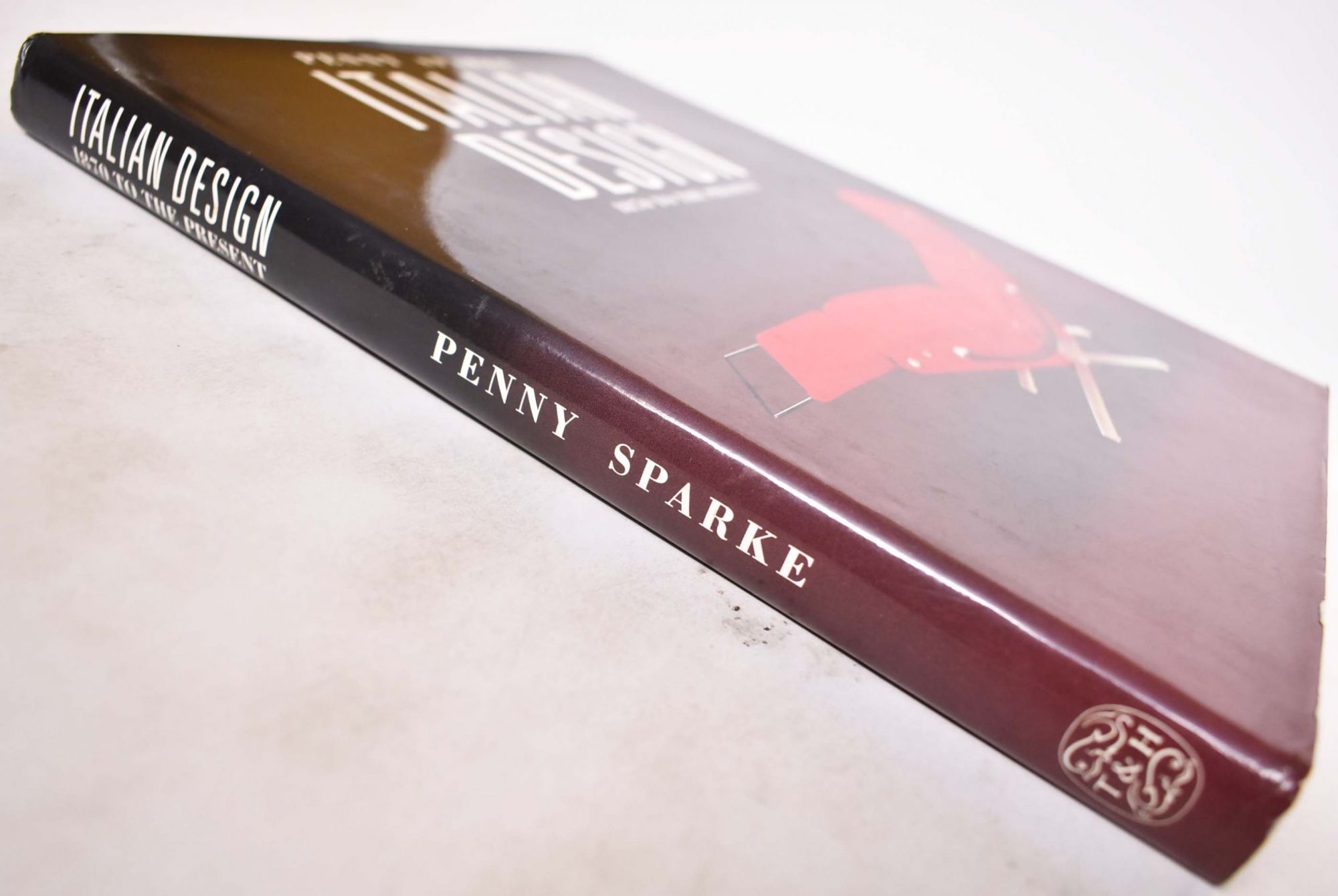 Italian Design 1870 to the Present | Penny Sparke