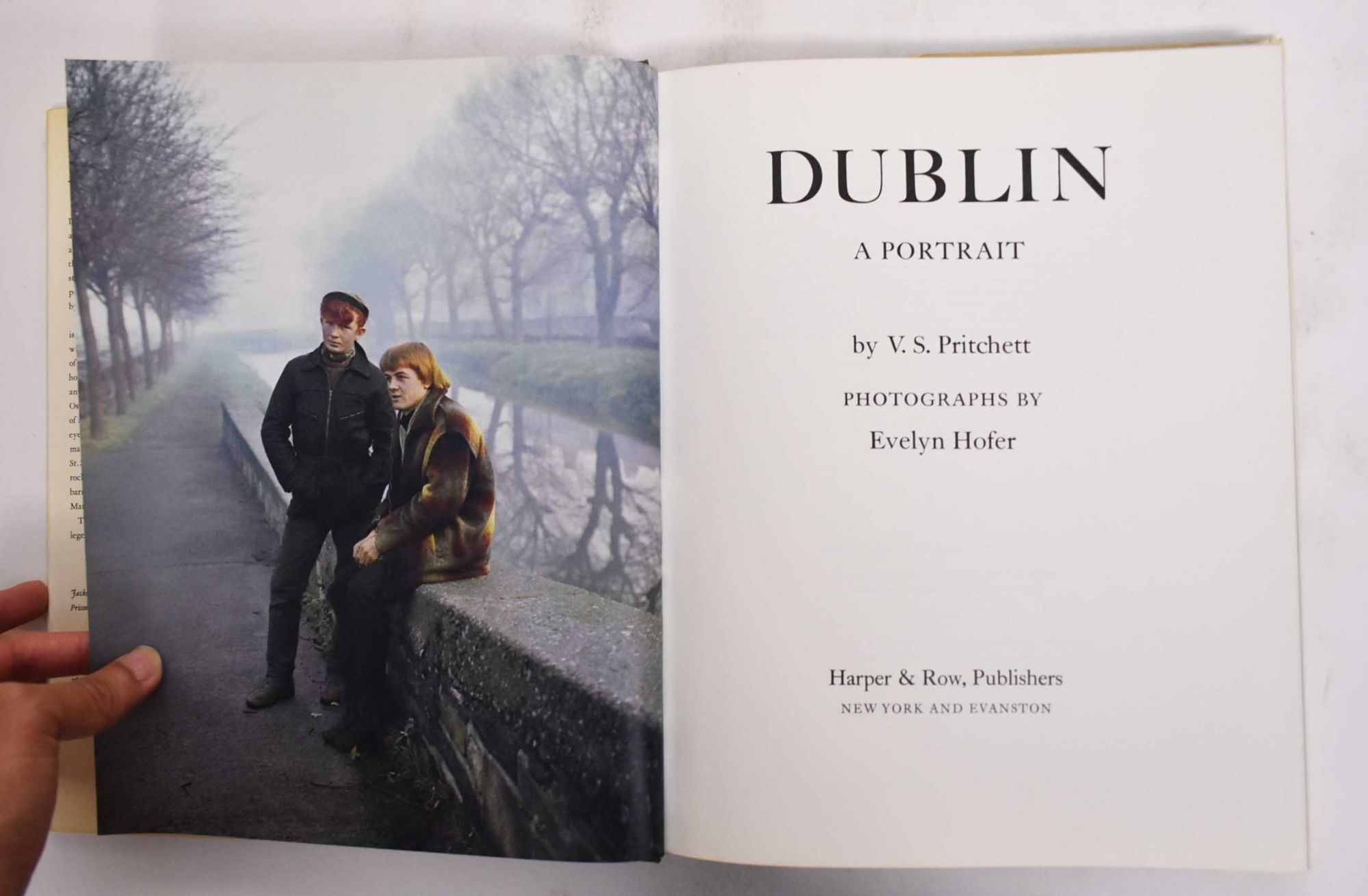 Dublin A Portrait V S Pritchett Evelyn Hofer