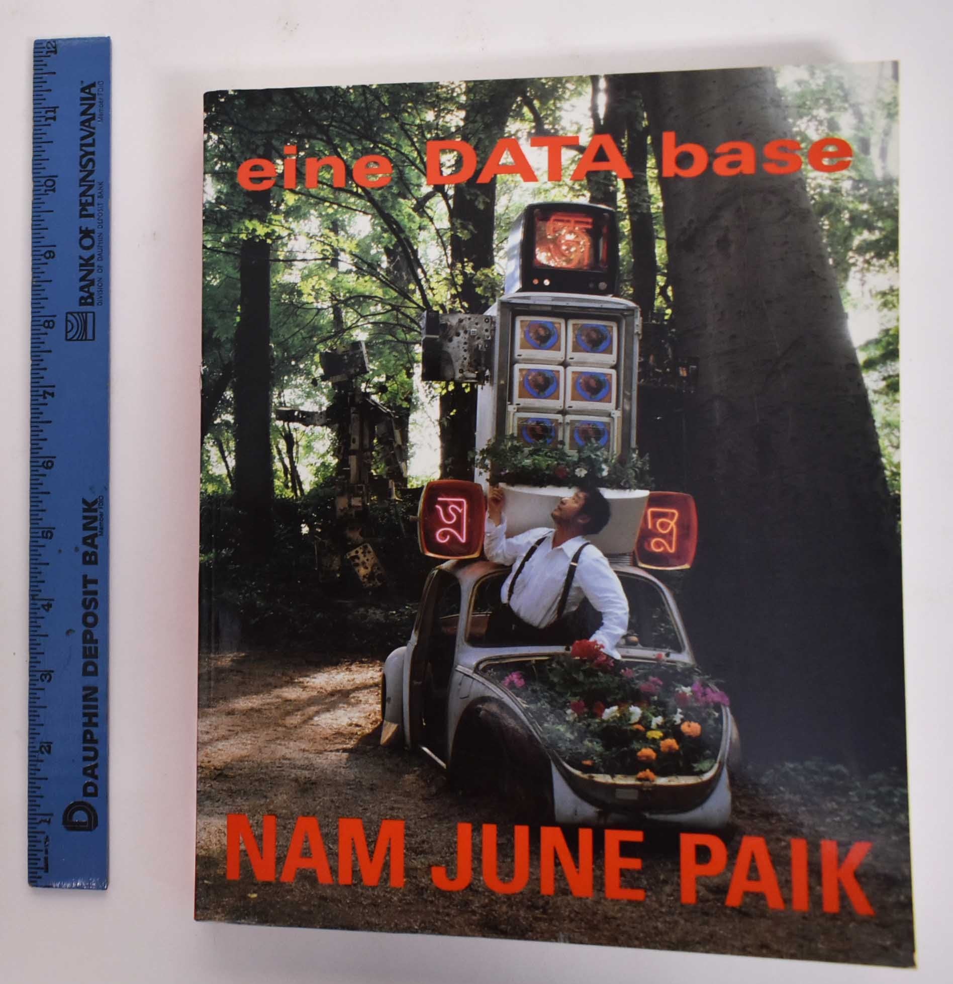 Nam June Paik: Eine Data Base | Klaus Bussmann, Florian Matzner
