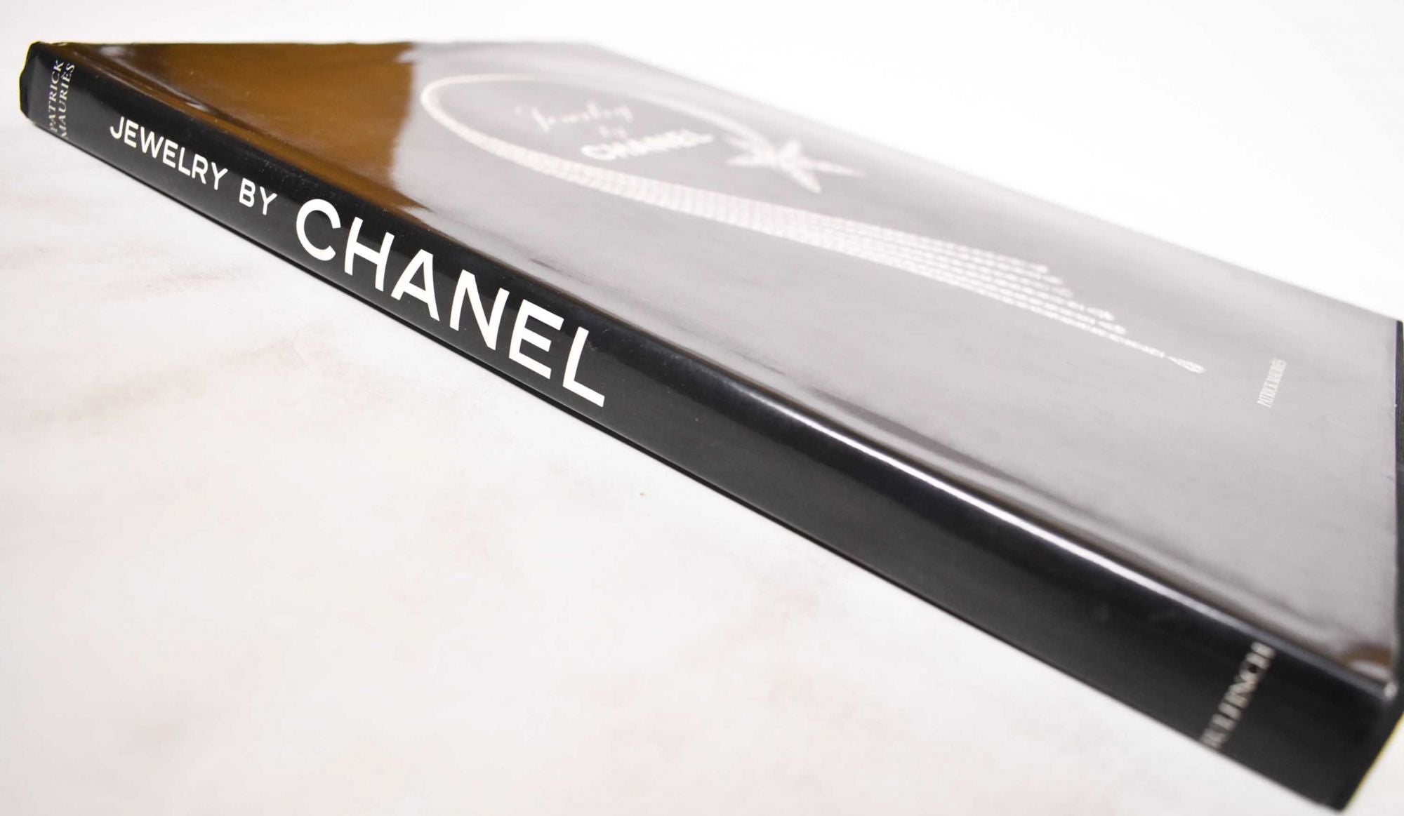 Chanel Jewelry [Book]