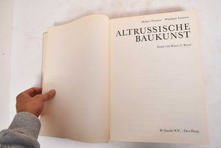 Item #183789 Altrussische Baukunst. Hubert Faensen, Wladmir Iwanow, Klaus G. Beyer