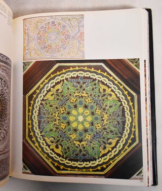 Traditional Islamic Craft In Moroccan Architecture (Two Volumes)