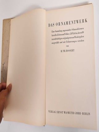 Das Ornamentwerk: Eine Sammlung Angewandter Schmuckformen Fast Aller Zeiten Und Volker