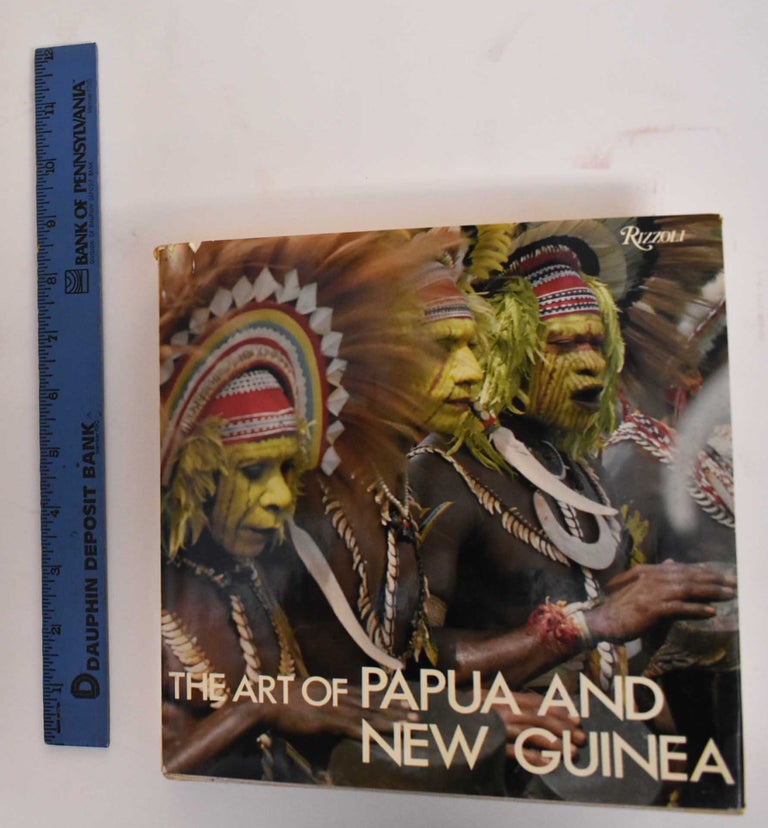 Item #186173 The Art of Papua and New Guinea. Eudald Serra, Alberto Folch.