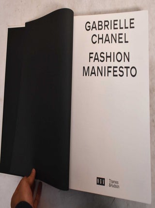 Gabrielle Chanel: Fashion Manifesto